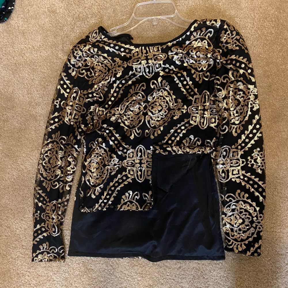 Shirt - Picture 2 of 3